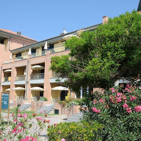 Continental Resort Tirrenia Exterior foto