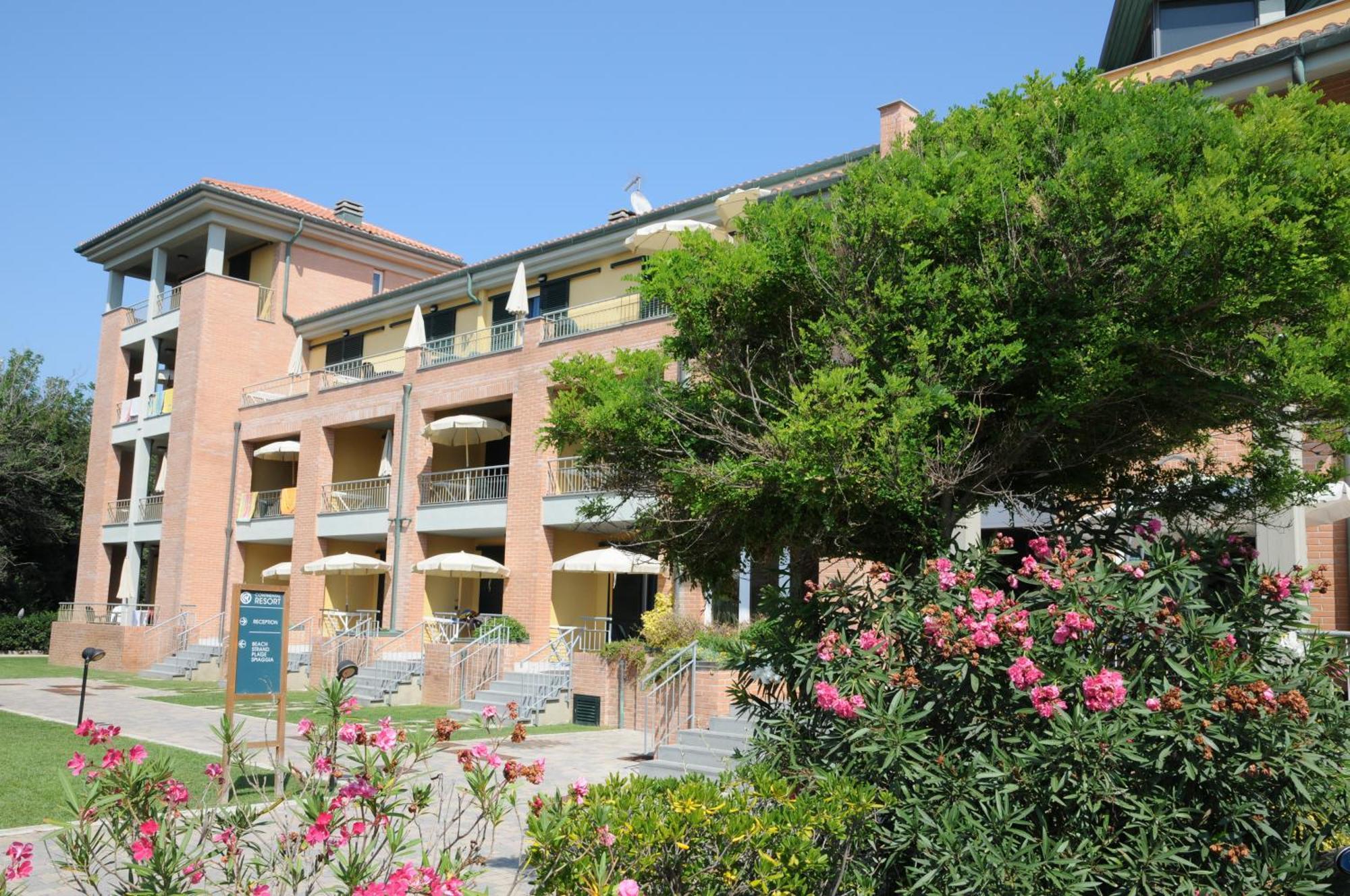Continental Resort Tirrenia Exterior foto